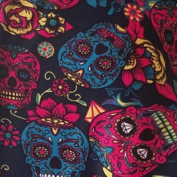 Diamond skulls leggings - Picture 3 of 3